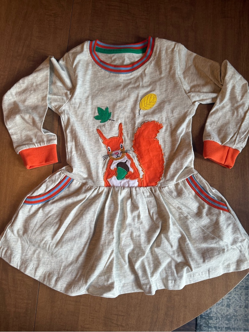 Girls 100% cotton squirrel dress EUC 4